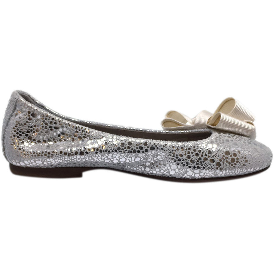 Papanatas by Eli Girl's Bright Silver Sparkle Metallic Bow Detail Slip On Ballet Flats - Just Shoes for Kids
 - 5