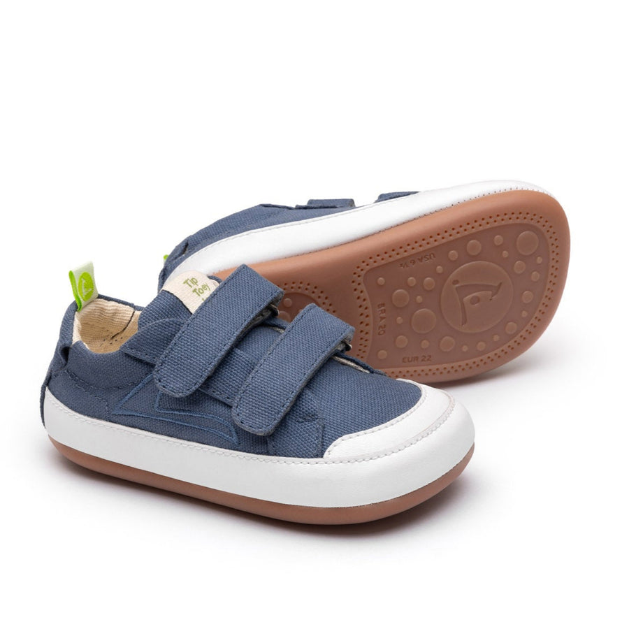 Tip Toey Joey Boy's Bossy Green Sneakers - Lona Azul Klein