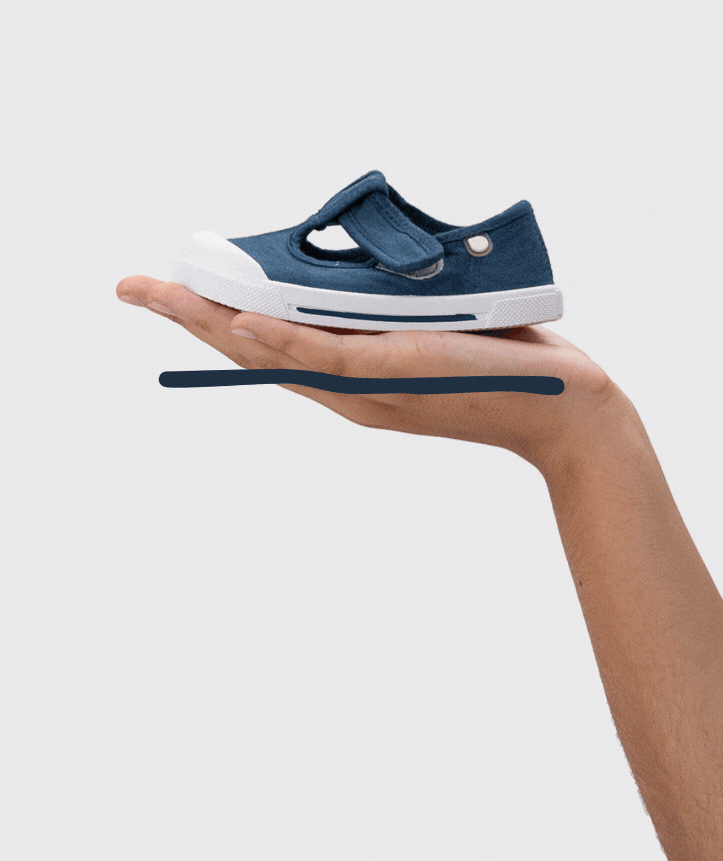 Igor Boy's And Girl's Barefoot Canvas Pepito Shoes - Marino