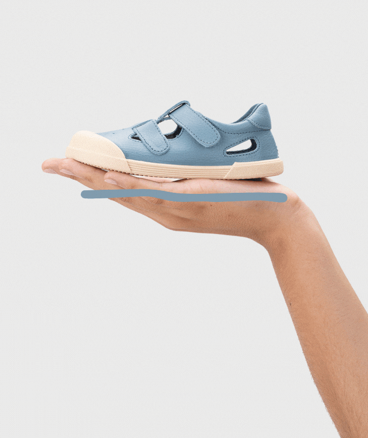 Igor Boy's And Girl's Barefoot Sandalia Piel Shoes - Azul