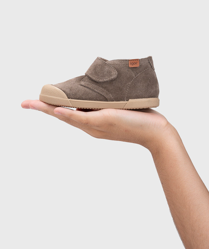 Igor Boy's and Girl's Barefoot Tui Chukka Boots - Topo