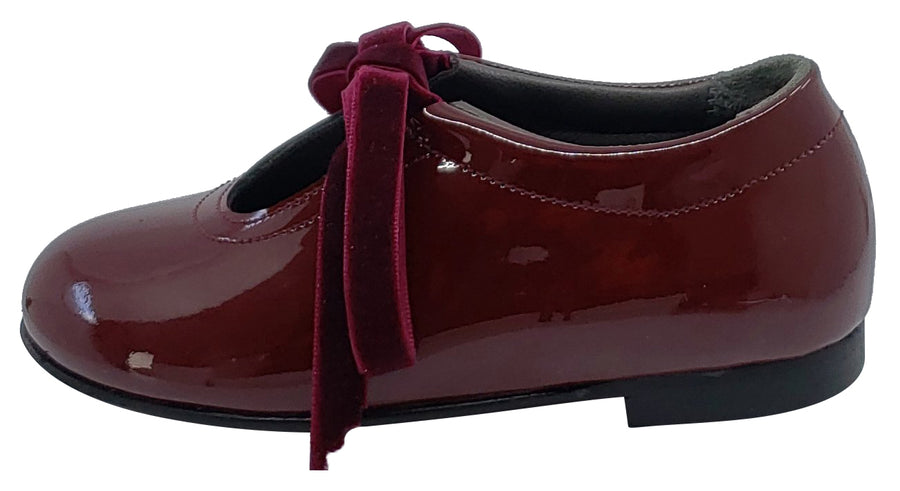 Gepetto's Girl's Burgundy Vino Patent Leather Velvet Laces Slip On U Shape Dress Shoes