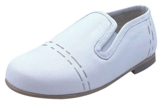 Luccini Boy's COSMOS Piso Point Natural Loafer - White