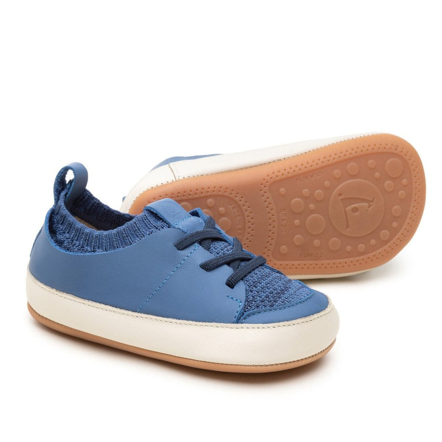 Tip Toey Joey Girl's and Boy's Snuggy Sneakers, Azul