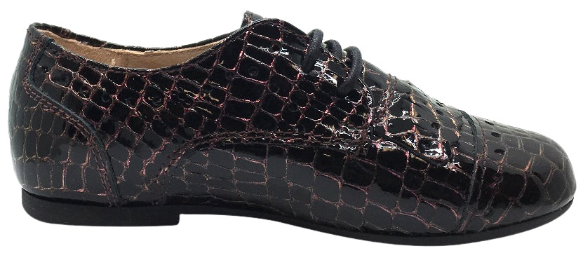 Manuela de Juan Girl's & Boy's Mat Wine Croc Embossed Patent Leather Lace Up Oxford Shoes with Stitched Fringe