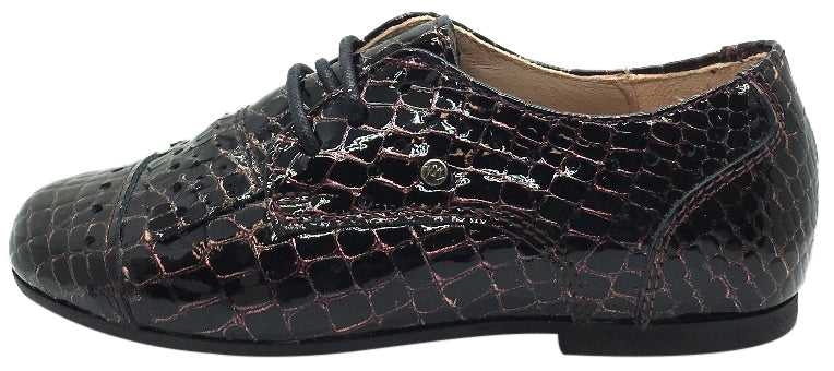 Manuela de Juan Girl's & Boy's Mat Wine Croc Embossed Patent Leather Lace Up Oxford Shoes with Stitched Fringe